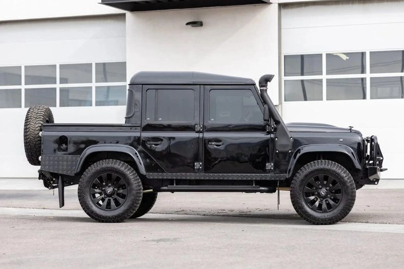 1995 Land Rover Defender - Image 2 of 25