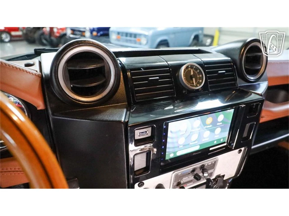 1995 Land Rover Defender - Image 14 of 31
