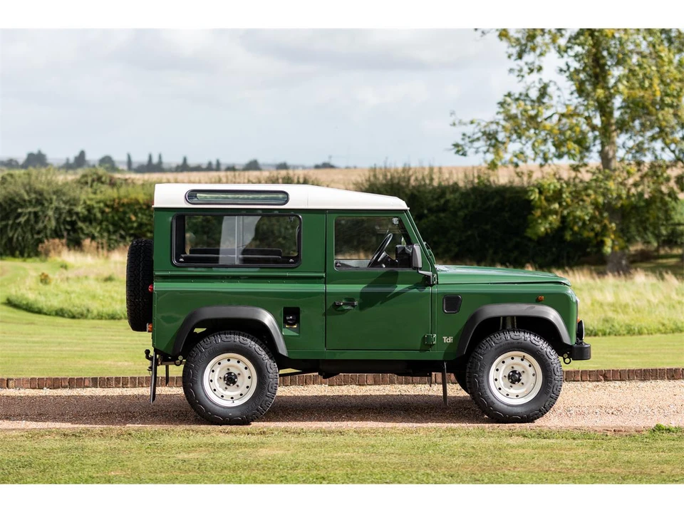 1995 Land Rover Defender - Image 4 of 27