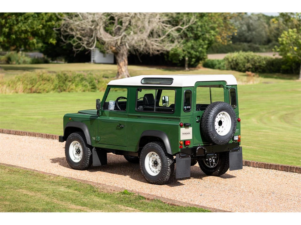 1995 Land Rover Defender - Image 8 of 27
