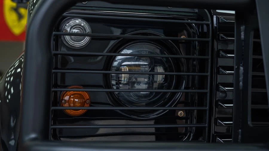 1995 Land Rover Defender - Image 8 of 14