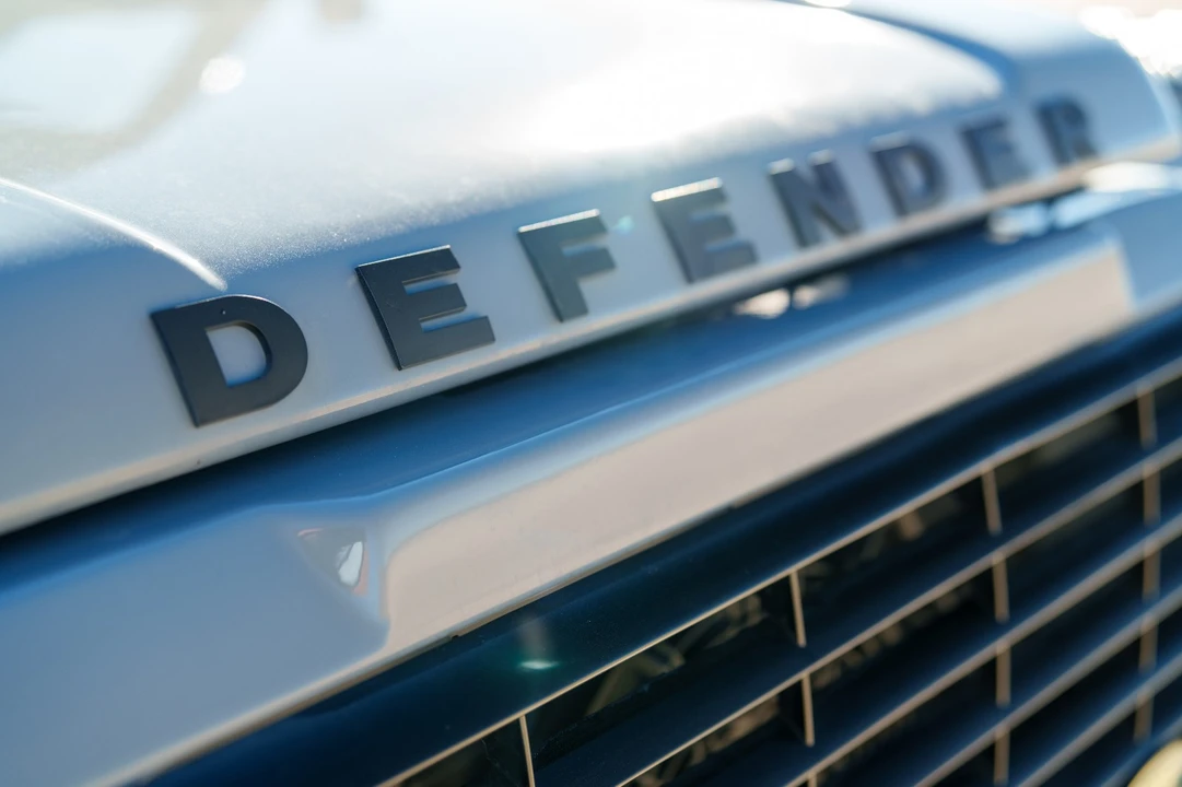 1995 Land Rover Defender 110 - Image 13 of 21