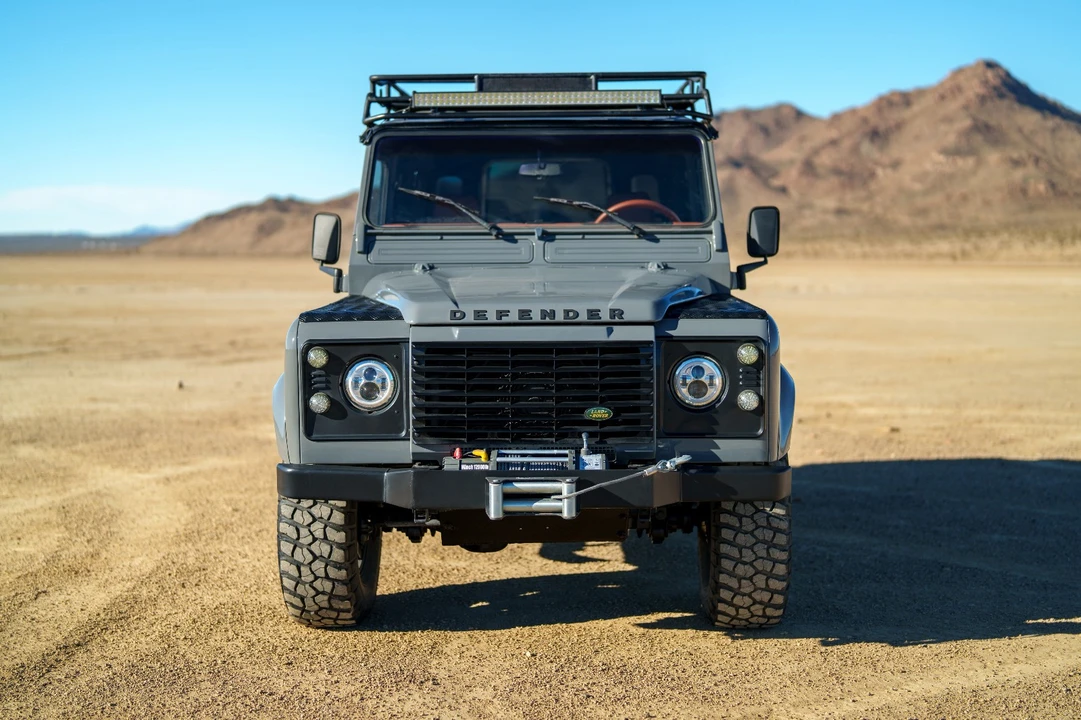 1995 Land Rover Defender 110 - Image 2 of 21