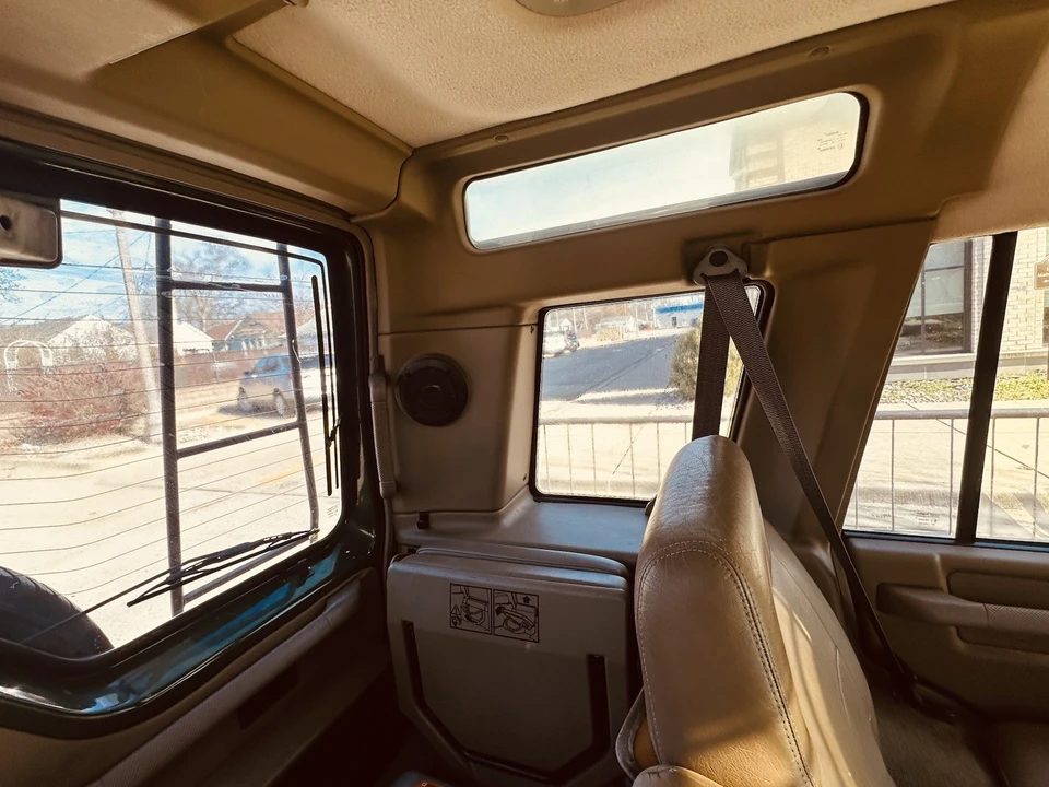 1995 Land Rover Discovery 1st Gen - Image 9 of 21