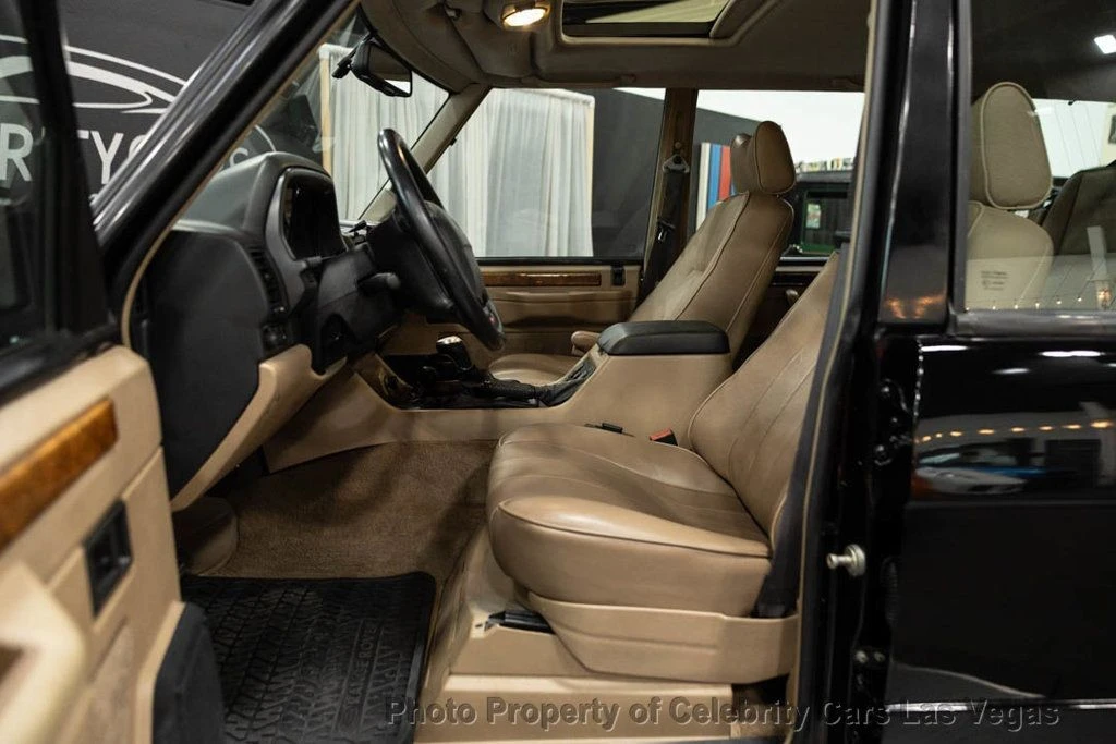 1995 Land Rover Range Rover Classic - Image 3 of 12