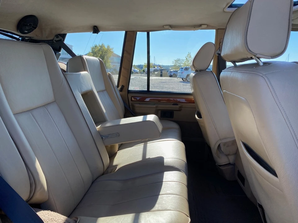 1995 Land Rover Range Rover Classic - Image 8 of 31