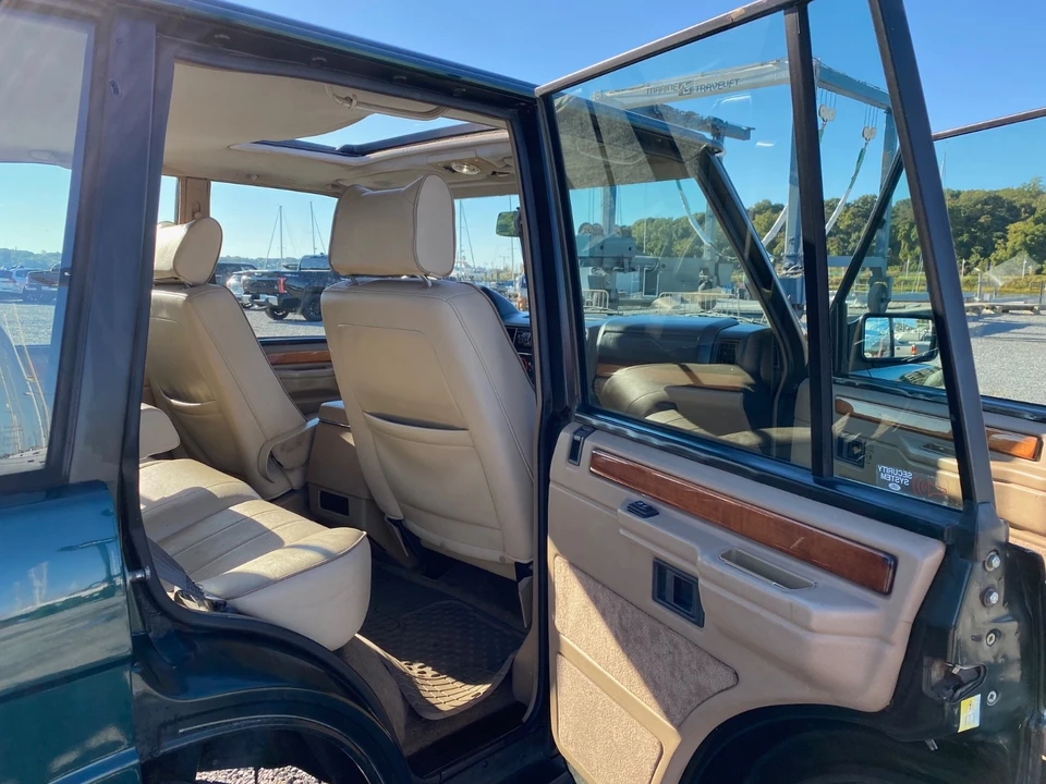 1995 Land Rover Range Rover Classic - Image 9 of 31