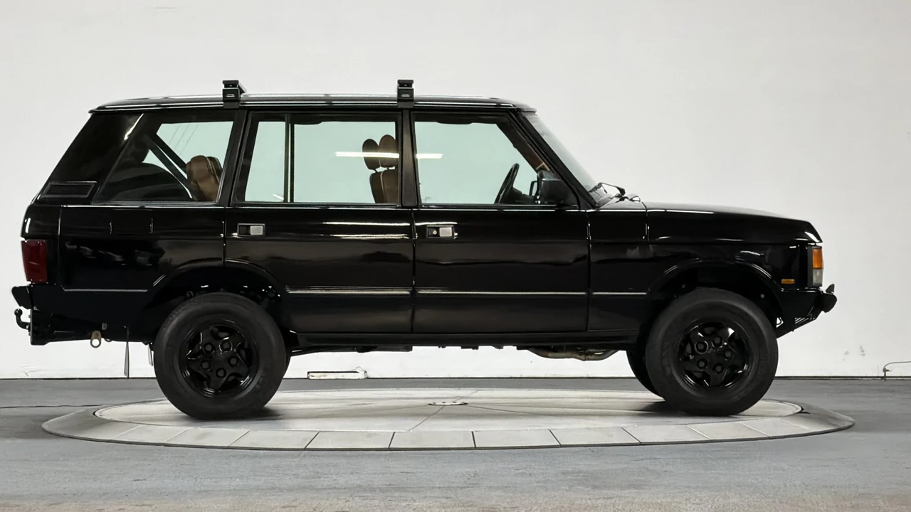 1995 Land Rover Range Rover Classic - Image 11 of 31