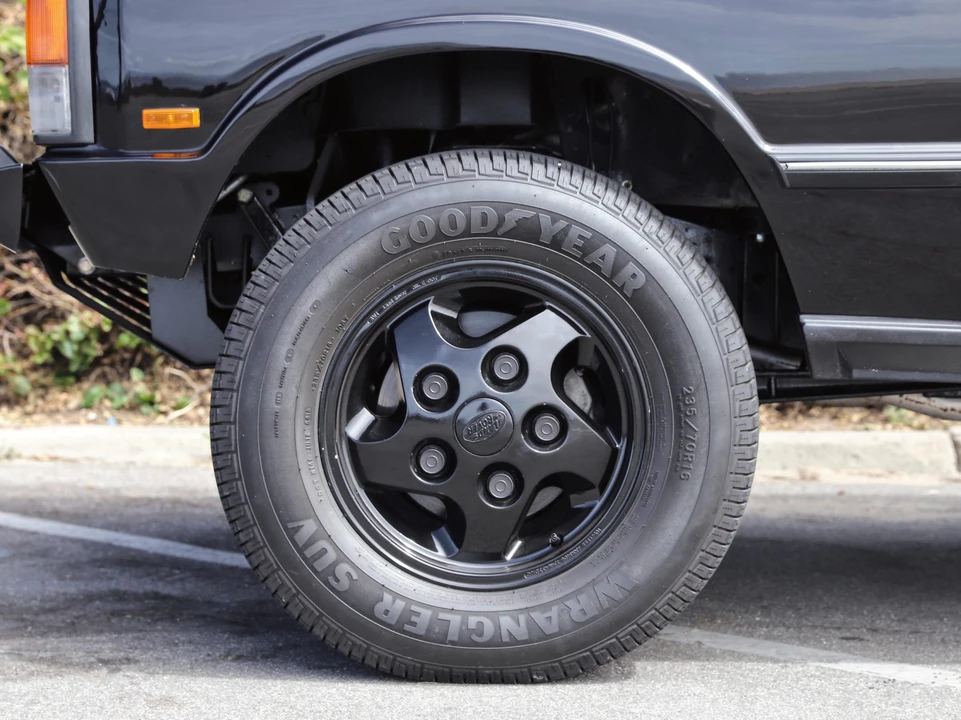 1995 Land Rover Range Rover Classic - Image 24 of 31