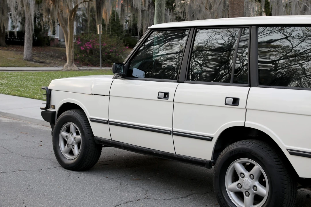 1995 Land Rover Range Rover Classic - Image 11 of 21