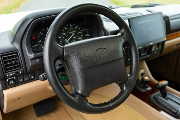 1995 Land Rover Range Rover Classic - Image 5 of 7