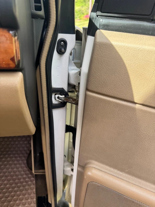1995 Land Rover Range Rover Classic - Image 29 of 31