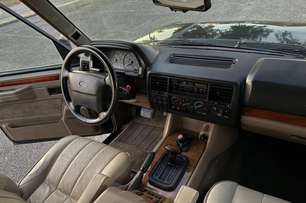 1995 Land Rover Range Rover Classic - Image 5 of 7