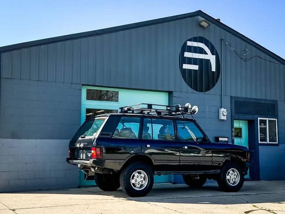 1995 Land Rover Range Rover Classic - Image 9 of 21