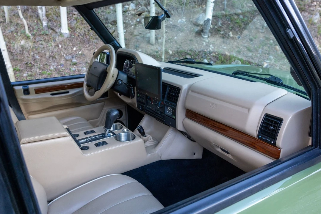 1995 Land Rover Range Rover Classic - Image 11 of 31