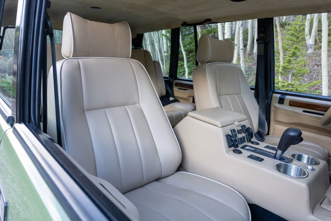 1995 Land Rover Range Rover Classic - Image 19 of 31