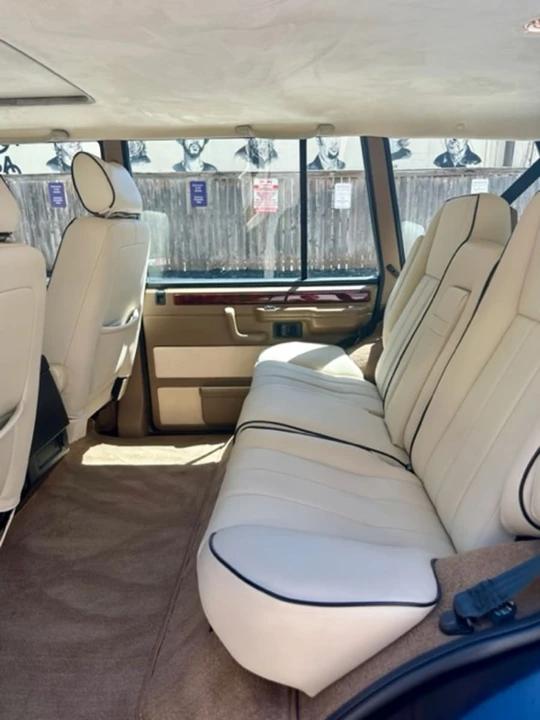 1995 Land Rover Range Rover Classic - Image 13 of 23