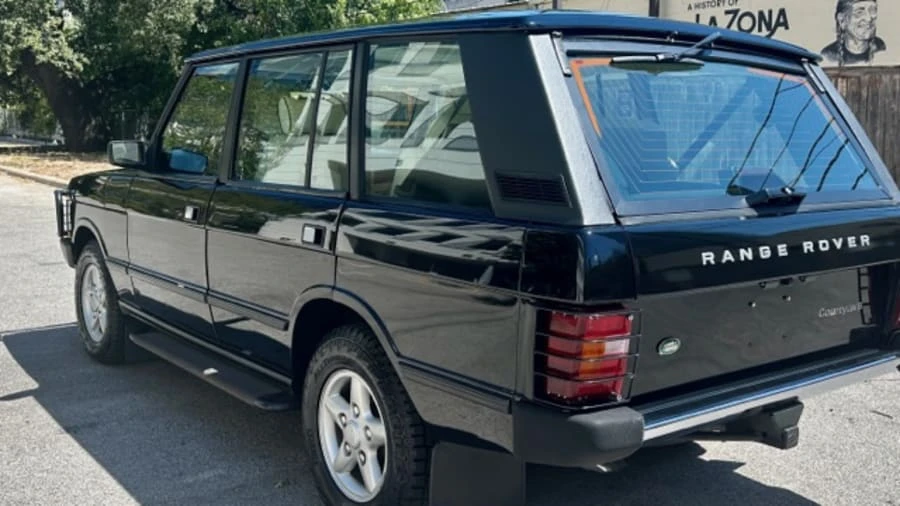 1995 Land Rover Range Rover Classic - Image 8 of 23