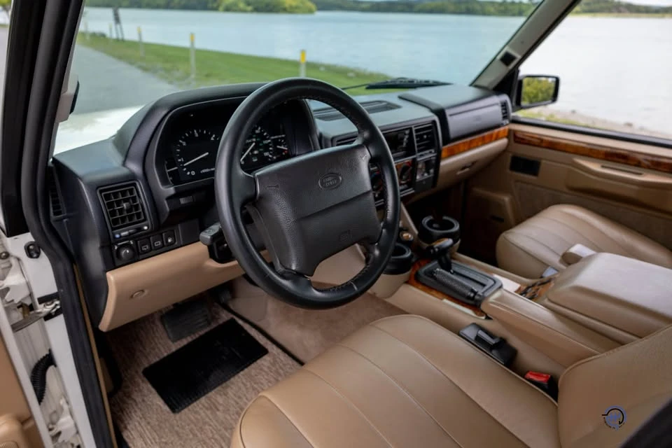 1995 Land Rover Range Rover Classic - Image 9 of 20