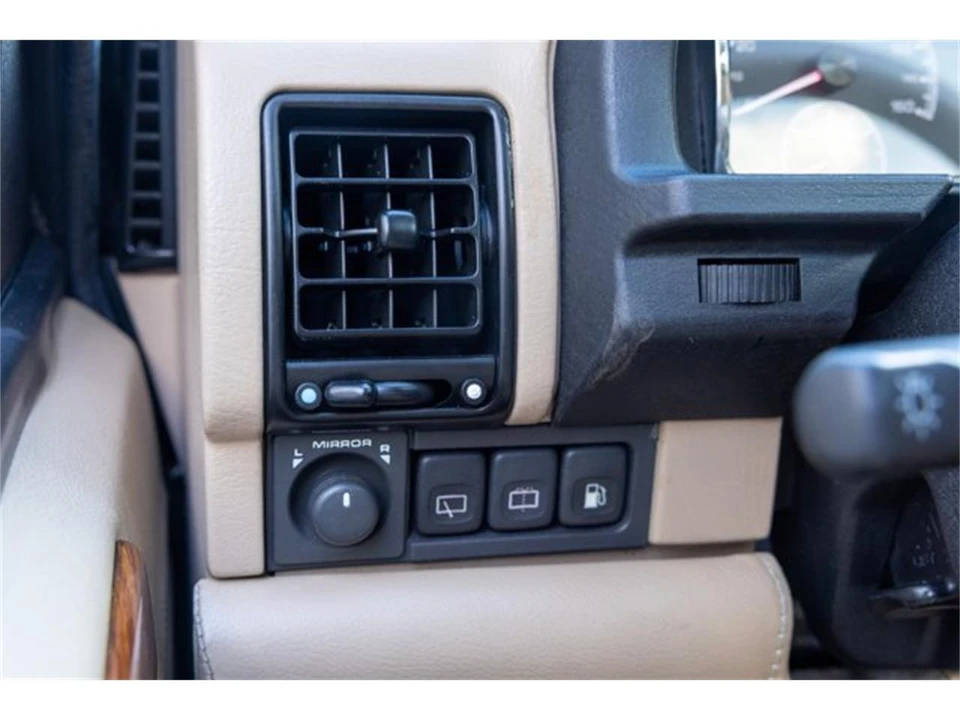 1995 Land Rover Range Rover Classic - Image 23 of 31
