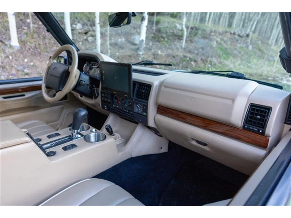 1995 Land Rover Range Rover Classic - Image 9 of 31