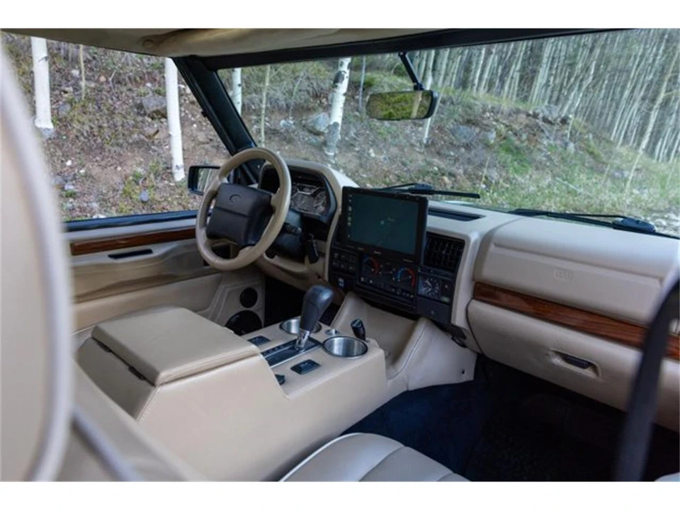 1995 Land Rover Range Rover Classic - Image 14 of 31