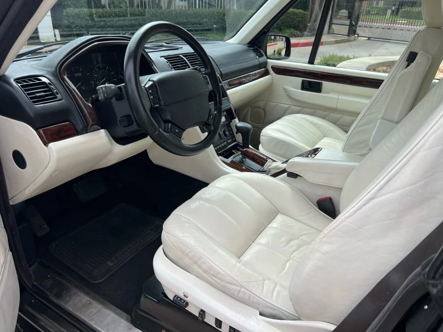 1995 Land Rover Range Rover Classic - Image 12 of 13
