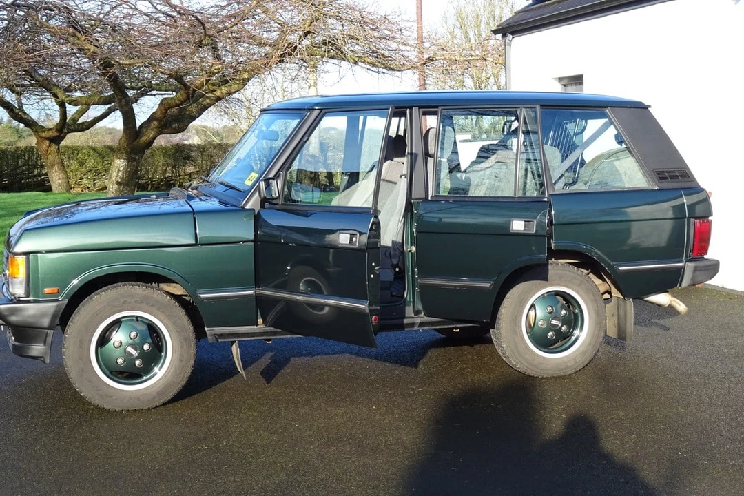 1995 Land Rover Range Rover Classic - Image 18 of 30