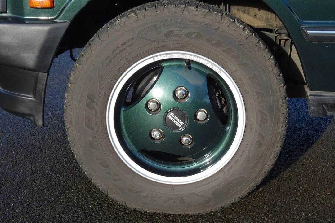 1995 Land Rover Range Rover Classic - Image 27 of 30