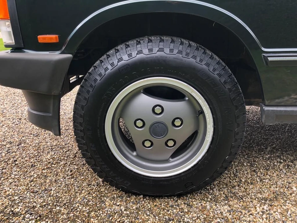 1995 Land Rover Range Rover Classic - Image 2 of 14