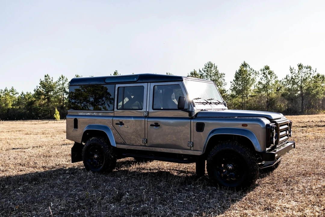 1995 Land Rover Defender 110 - Image 20 of 21