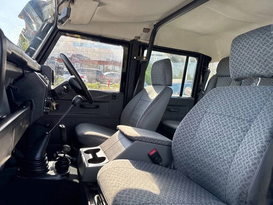 1995 Land Rover Defender - Image 13 of 20
