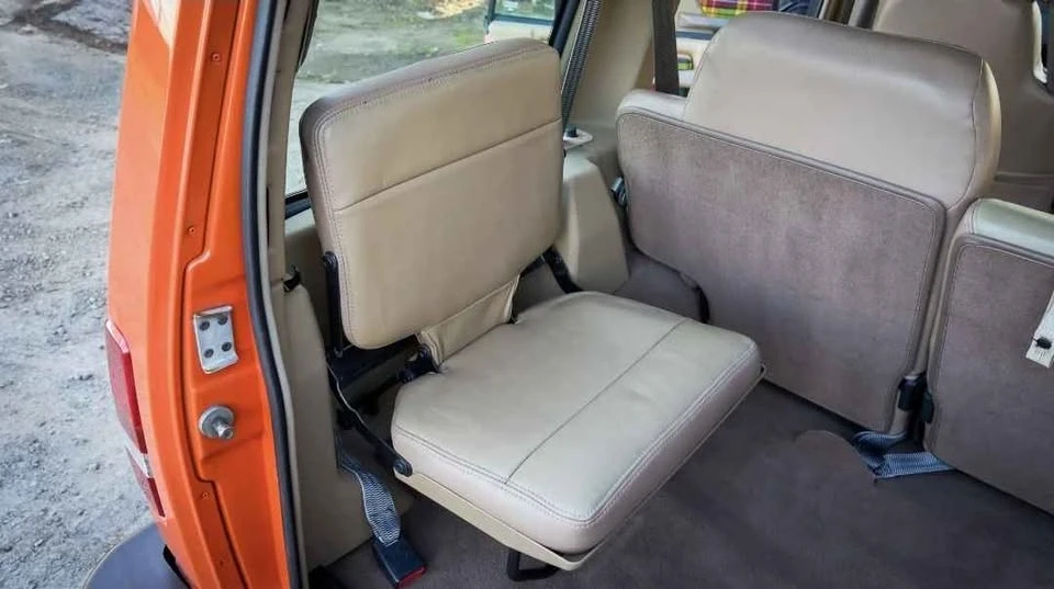 1995 Land Rover Discovery 1st Gen - Image 11 of 19