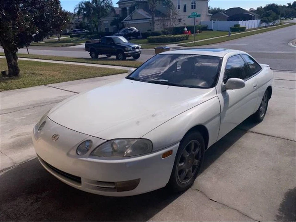 1995 Lexus LS 2nd Gen - Image 10 of 11
