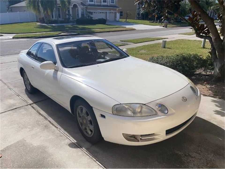 1995 Lexus LS 2nd Gen - Image 11 of 11