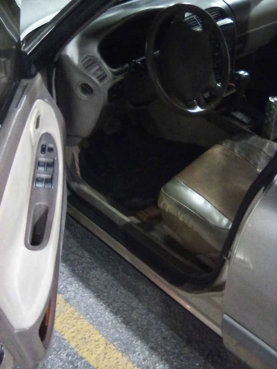 1995 Lexus ES 2nd Gen - Image 8 of 19