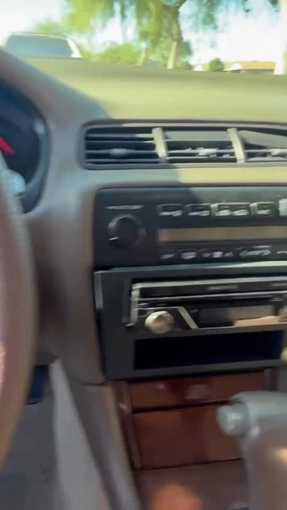 1995 Lexus ES 2nd Gen - Image 8 of 8