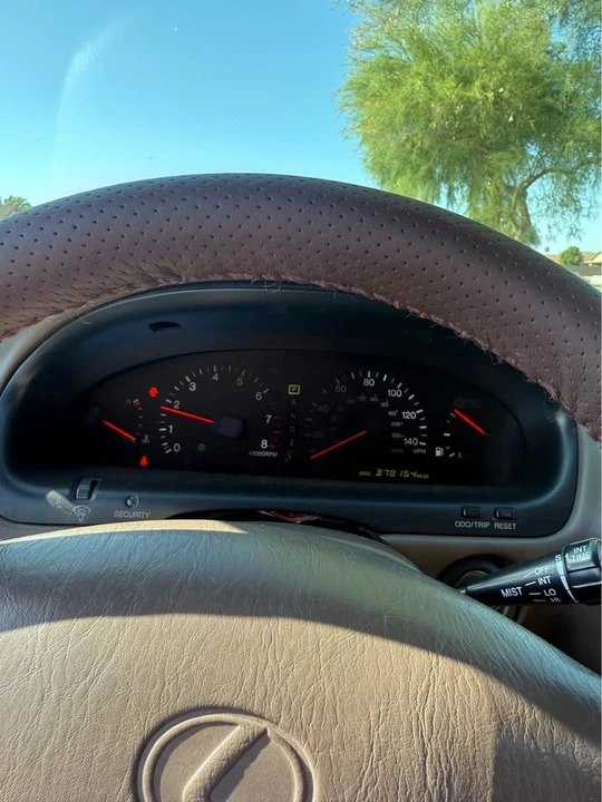 1995 Lexus ES 2nd Gen - Image 4 of 8