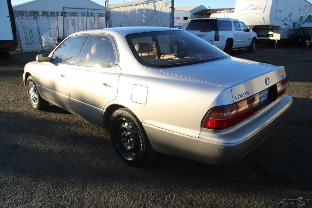1995 Lexus ES 2nd Gen - Image 6 of 21