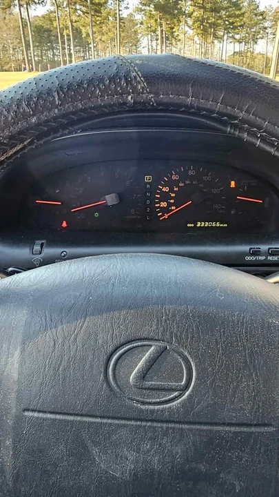 1995 Lexus ES 2nd Gen - Image 4 of 10