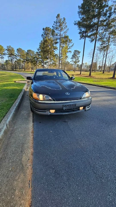 1995 Lexus ES 2nd Gen - Image 3 of 10
