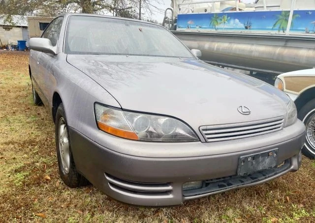 1995 Lexus ES 2nd Gen - Image 8 of 16