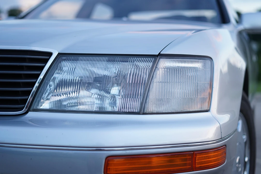 1995 Lexus LS 2nd Gen - Image 16 of 31