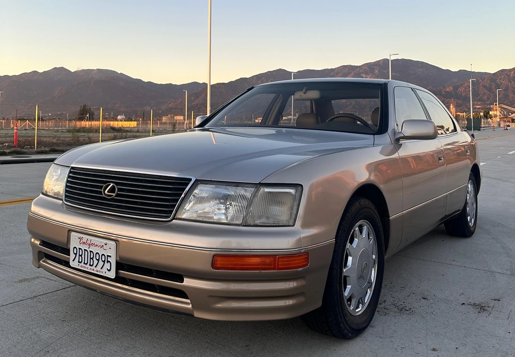 1995 Lexus LS 2nd Gen - Image 7 of 31
