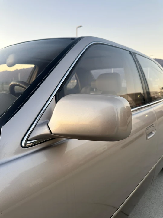 1995 Lexus LS 2nd Gen - Image 30 of 31