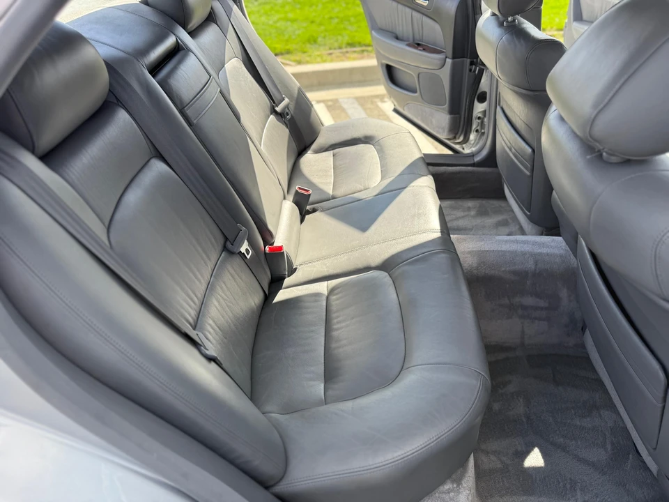 1995 Lexus LS 2nd Gen - Image 27 of 31