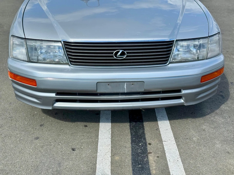 1995 Lexus LS 2nd Gen - Image 10 of 31