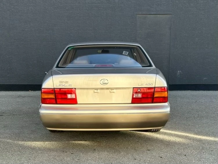 1995 Lexus LS 2nd Gen - Image 6 of 16