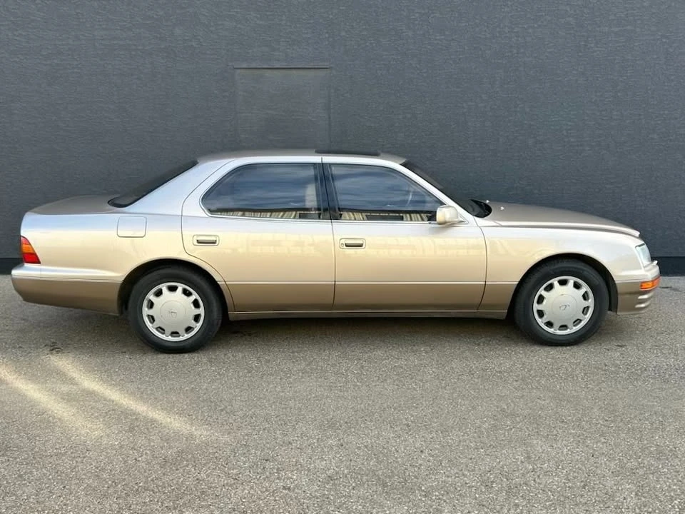 1995 Lexus LS 2nd Gen - Image 4 of 16