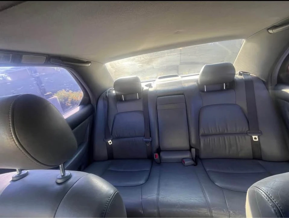 1995 Lexus LS 2nd Gen - Image 6 of 12
